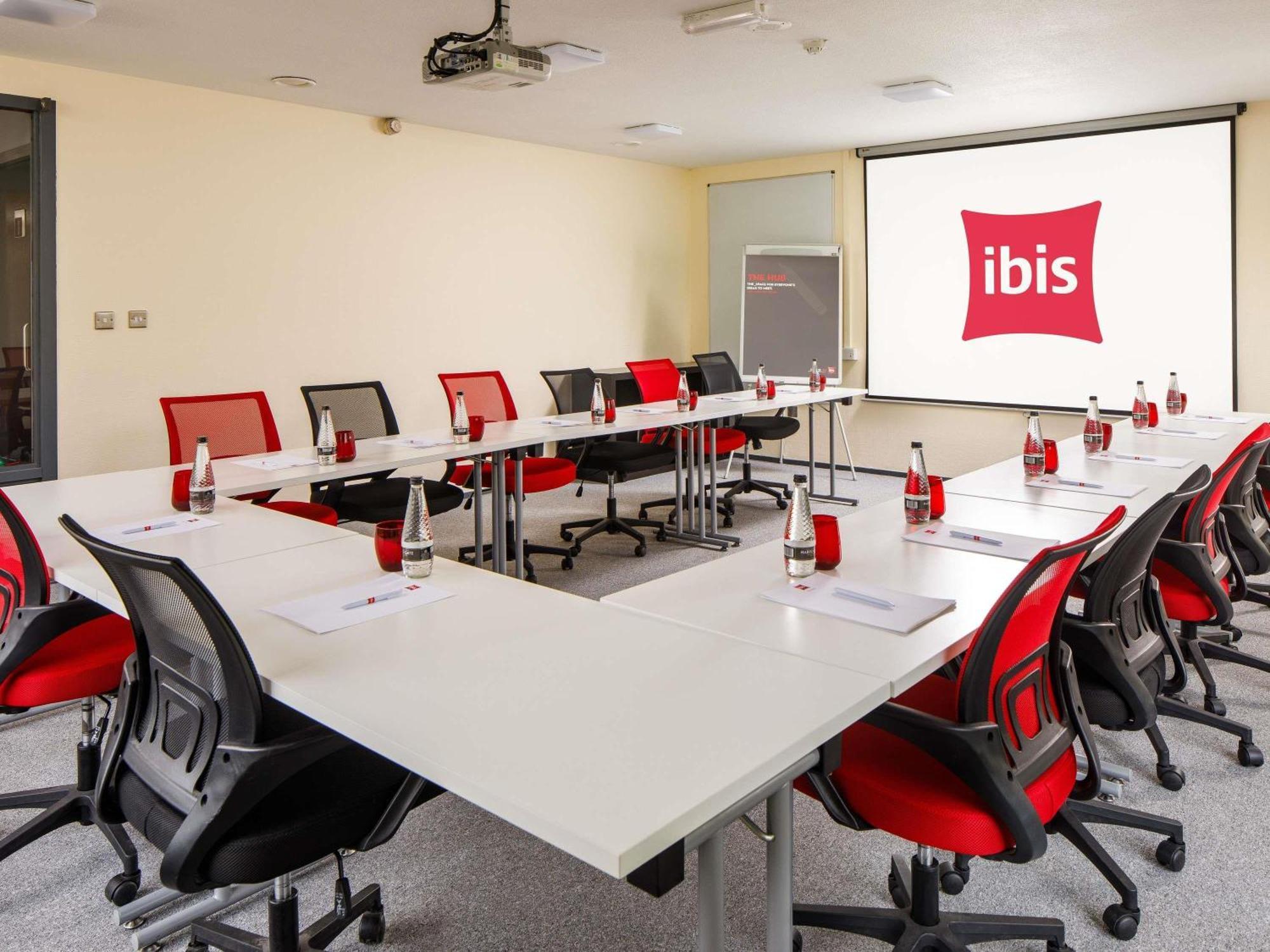 Hotel Ibis Coventry South Exterior foto